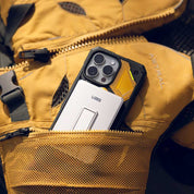 Power Bank Portátil UAG Stand Ultra Slim 5000 Mah (MagSafe)