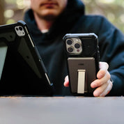 Power Bank Portátil UAG Stand Ultra Slim 5000 Mah (MagSafe)