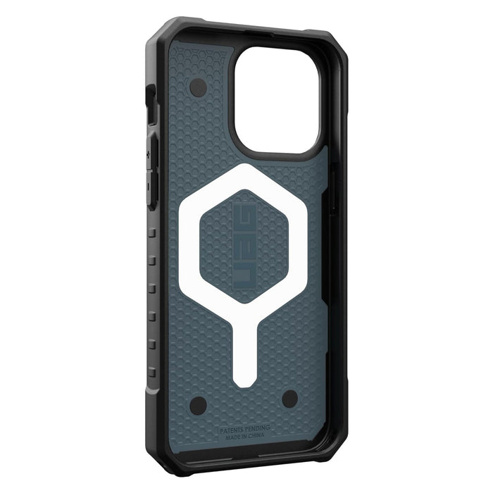 Case UAG Pathfinder iPhone 15 Pro Max (MagSafe) - Cloud Blue