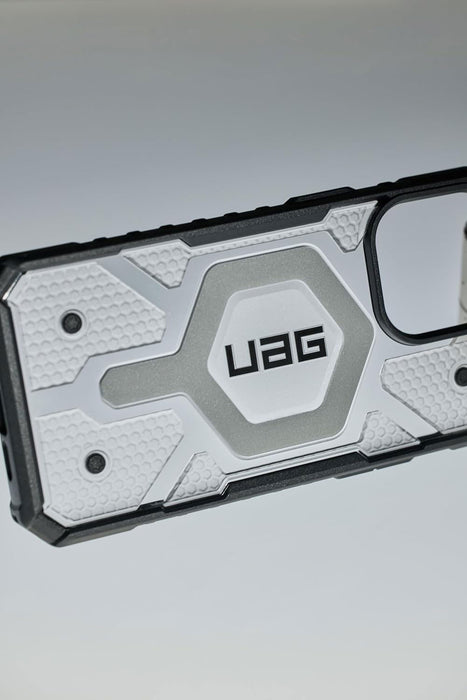 Case UAG Pathfinder iPhone 15 Pro (MagSafe) - Ice