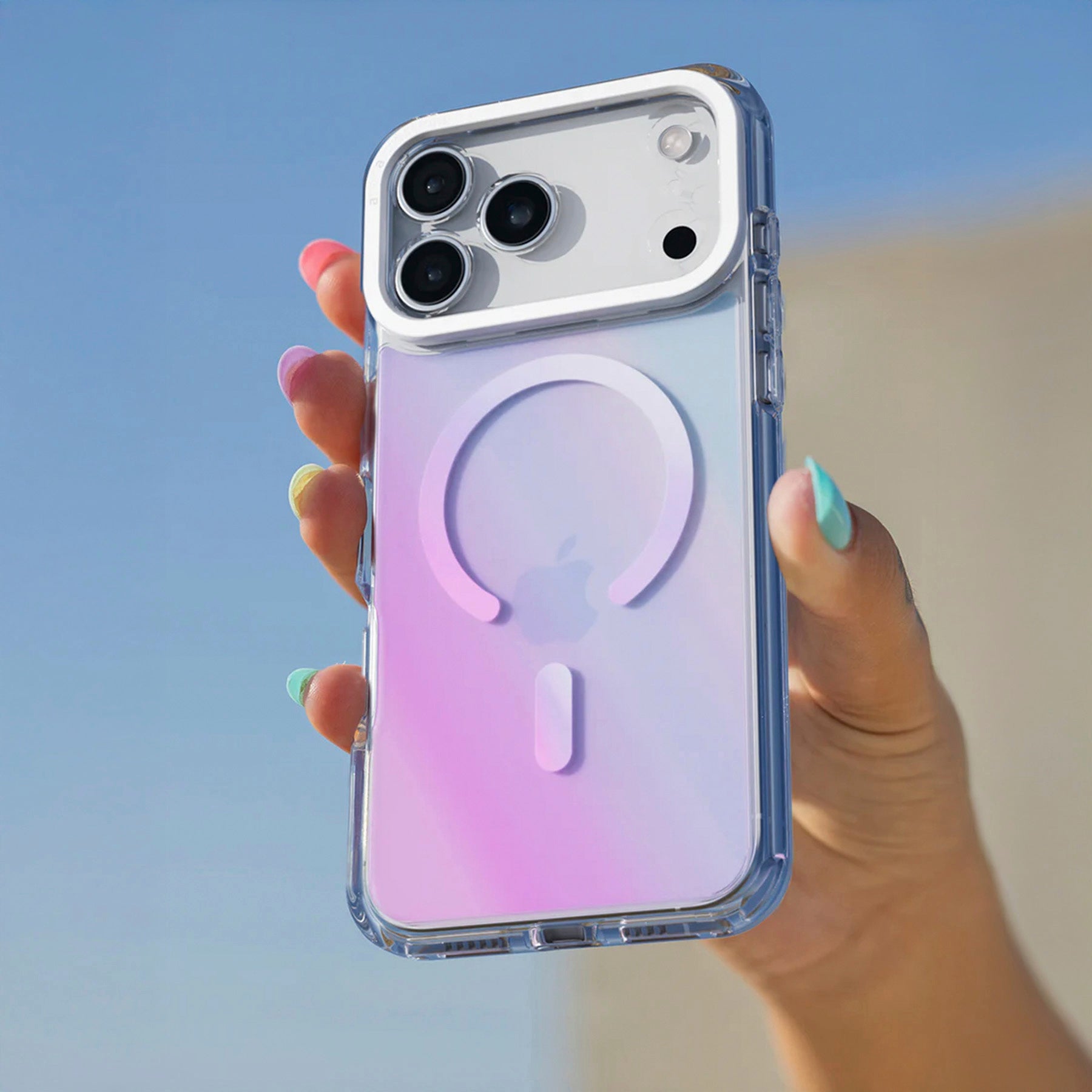 Case-Avana-Cosmic-Frost-iPhone-17-Pro-Max-_MagSafe_2.jpg