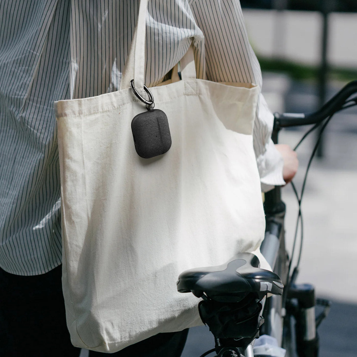 Case Spigen Urban Fit AirPods Pro 3