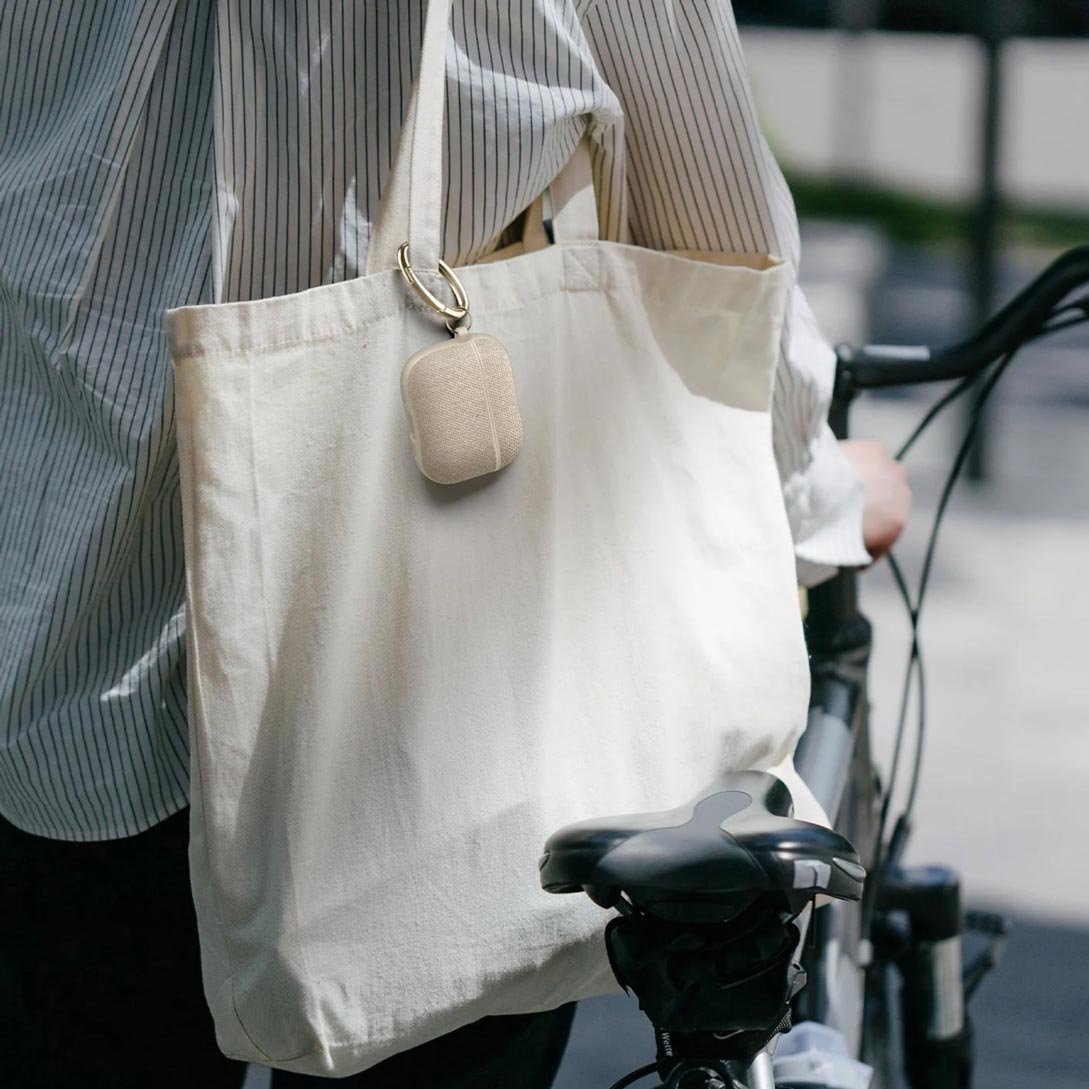 Case Spigen Urban Fit AirPods Pro 3