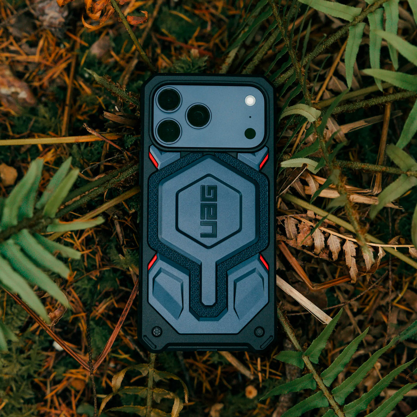 Case-UAG-Monarch-Pro-Kevlar_-iPhone-17-Pro-Max-_MagSafe_---Mallard2.jpg