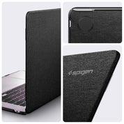 Case Spigen Urban Fit MacBook Air 15" M4 (2025), M3 (2024), M2 (2023)