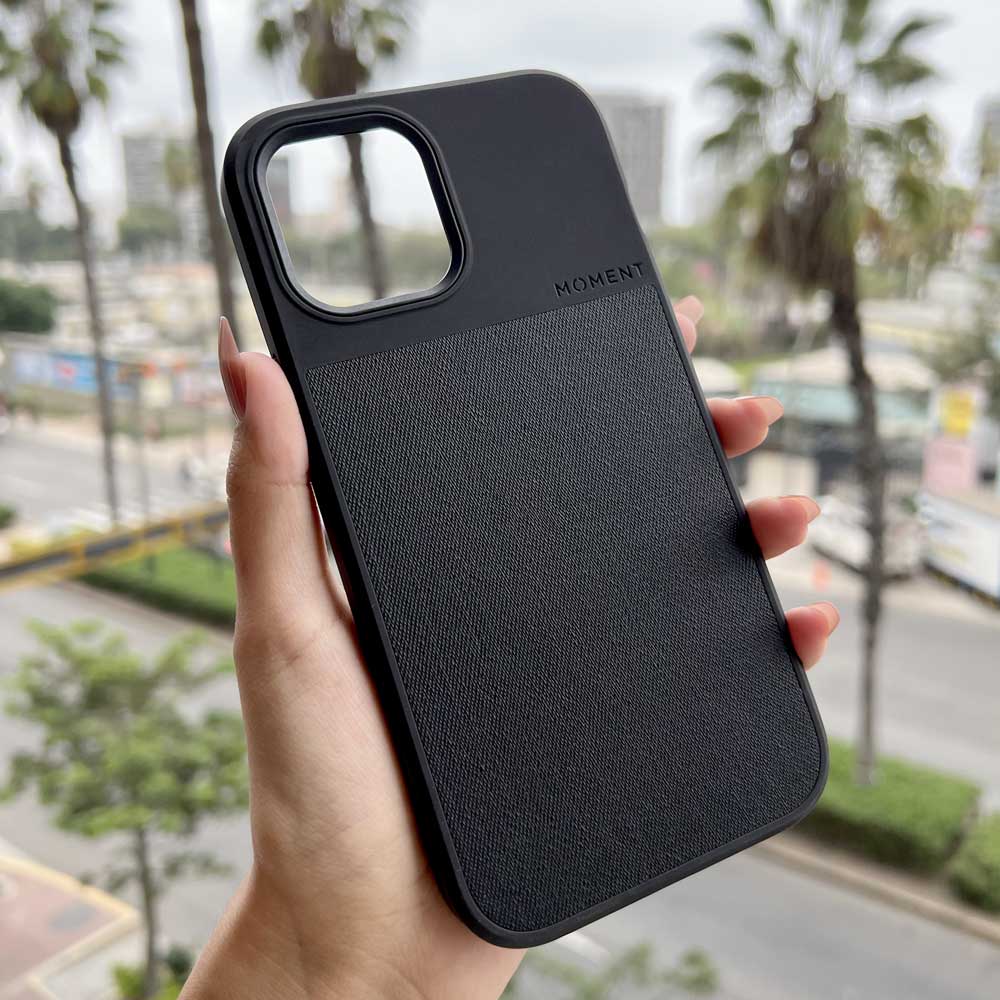 Case Moment Rugged iPhone 12 Pro Max (MagSafe) - Black Canvas - Moment - Funda11 - 2 - 1 / CMRMGIPH12PM - BCKCVDastore