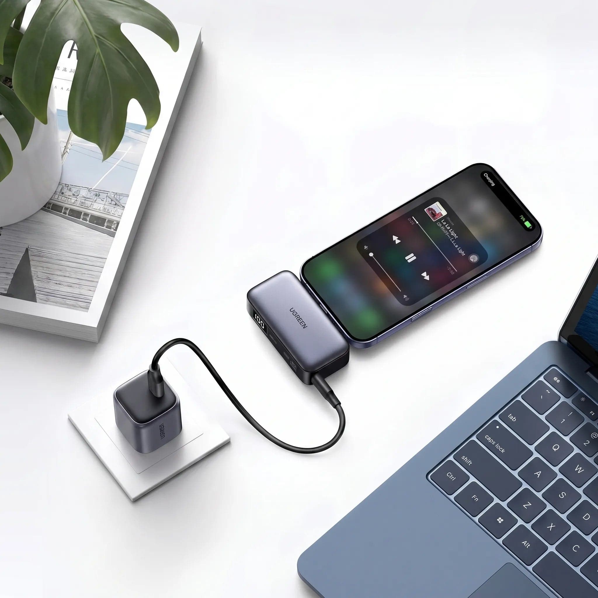UGREEN mini power bank 5000mAh 22.5W de 2 puertos