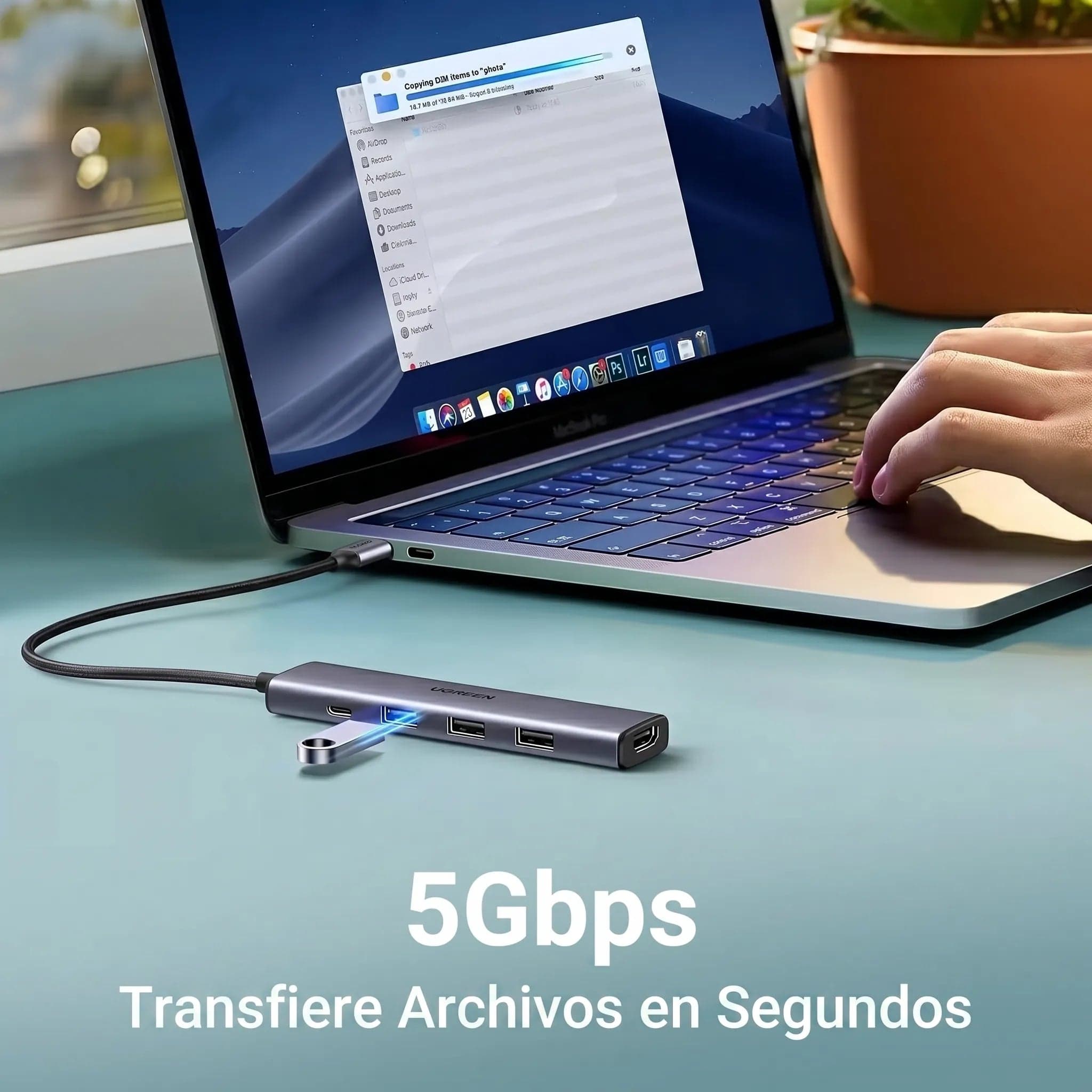 UGREEN hub USB-C 5 en 1 con HDMI 4K y carga PD