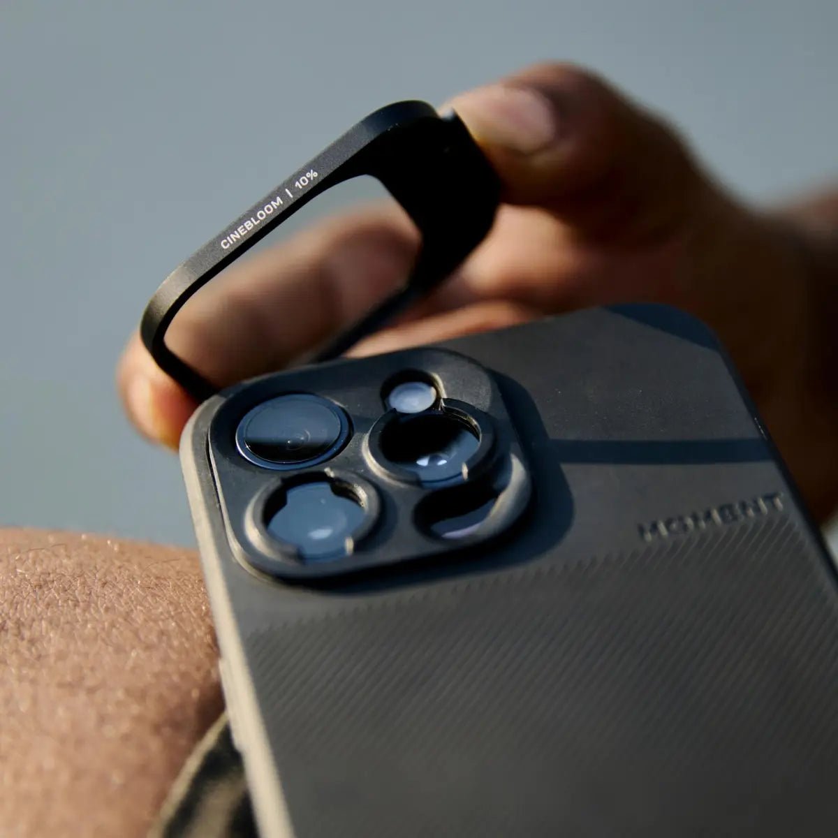 Moment Cinebloom - iPhone 15 & 16 Pro / Pro Max - Moment - Filtros para móvilesDastore