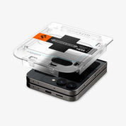 Protector de pantalla Spigen EZ FIT GLAS.tR Galaxy Z Flip6 / Z Flip 5 (Contiene 2 Unidades) - Spigen - Protector de pantalla7 - 3 - 2 / PSEZFITGLASGZF6Z52UDastore